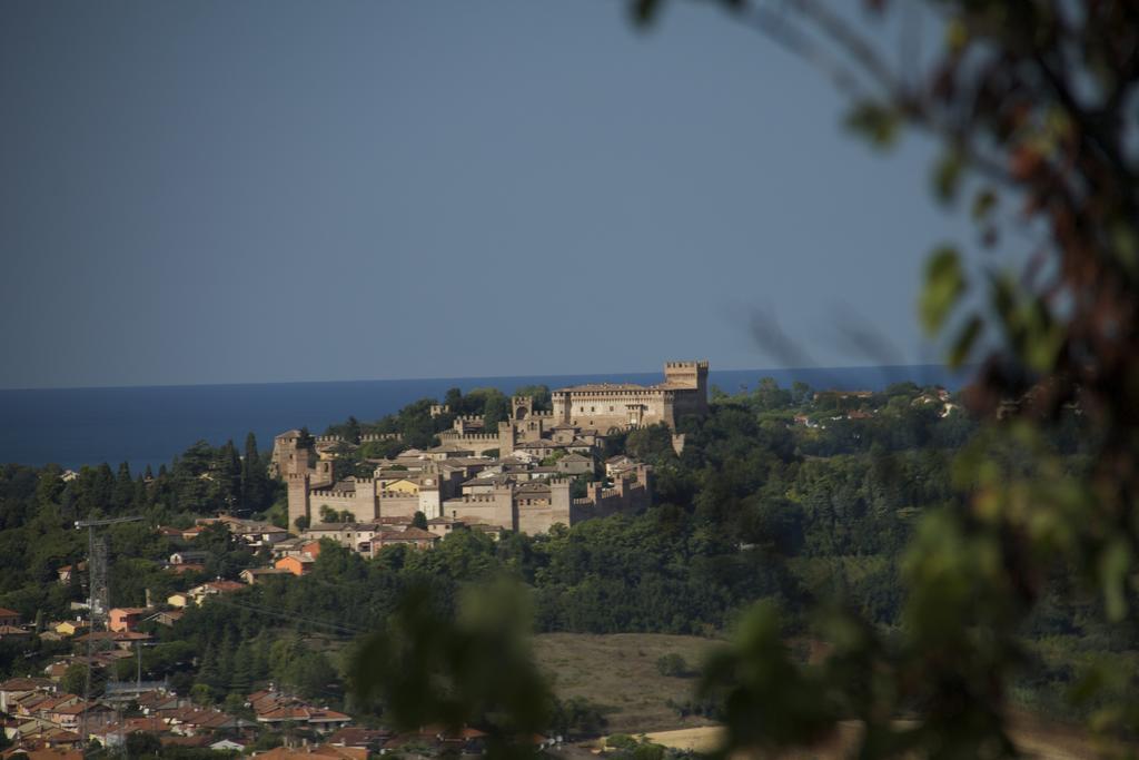 Cubo Con Vista Villa Gradara Kamer foto